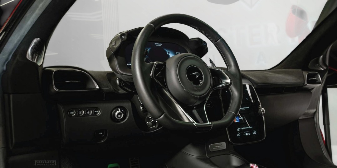 McLaren Artura Interior